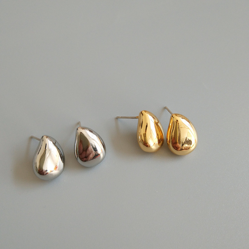 Super handmade fine polished surface water drop earrings high-end feeling simple and versatile small and fashionable and indifferent style accessories for women