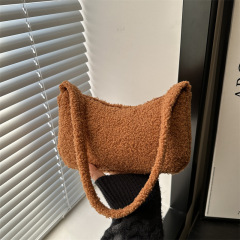 New style, fashionable and niche design, large capacity, personalized and fashionable, fashionable, armpit crescent bag