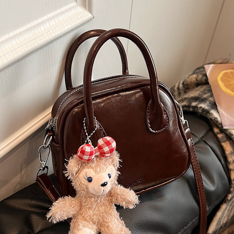 Autumn and winter trendy Boston bag women's new high-quality texture fashionable commuter crossbody handbag bag