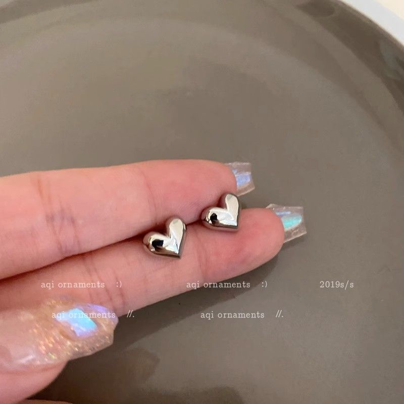 925 sterling silver needle love earrings for women and earrings for students to work ear accessories ear bones and nails for sleeping without taking them