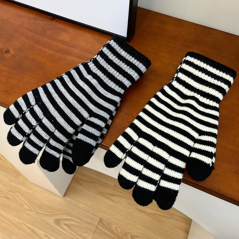 Korean extended fashion ins style warm gloves for women in winter cold-proof thick wool touch screen stripes leak fingers