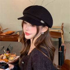 Beret hat women's autumn and winter British retro face showing small octagonal hat Korean version ins versatile newspaper bee hat painter hat