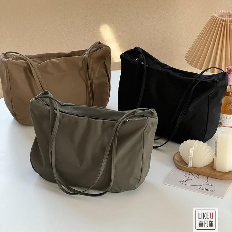 Original Korean solid color lazy simple literary nylon one-shoulder tote bag casual versatile student commuting toast bag