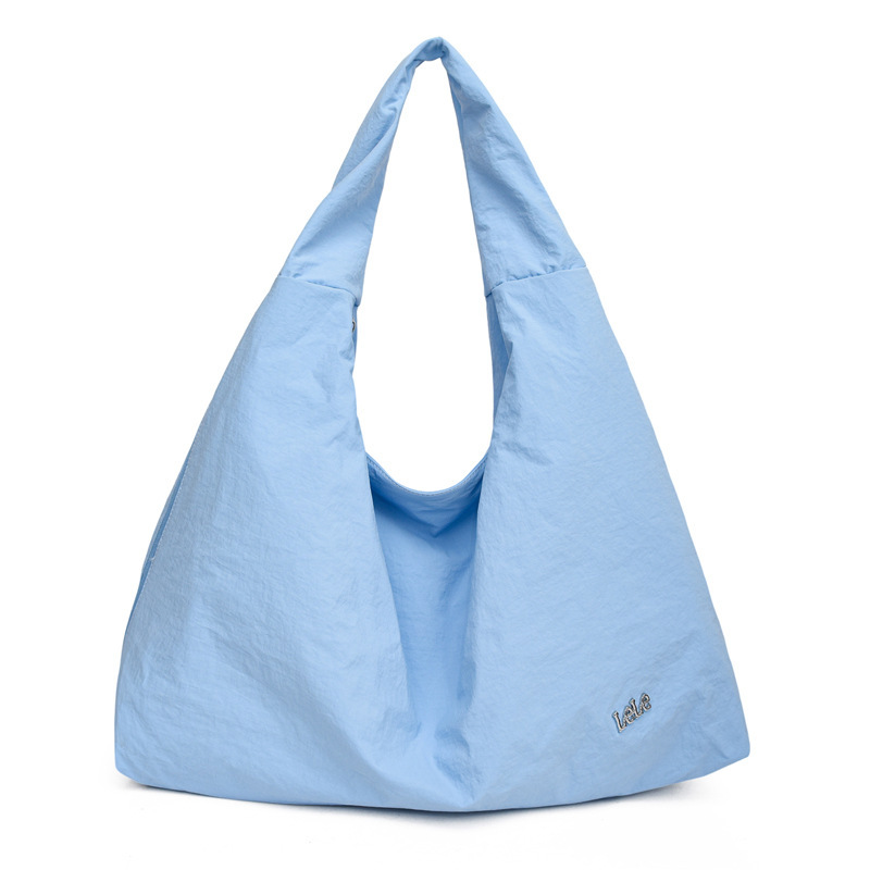Nylon underarm bag for women with super large capacity for commuting for work and light travel bag new simple and versatile shoulder bag