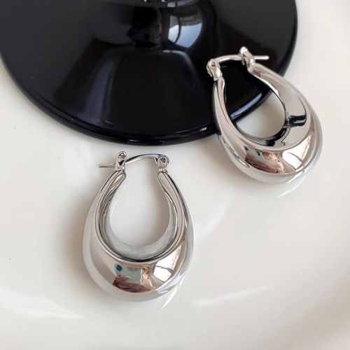 European and American niche design earrings cold style geometric water drop earrings earrings Hong Kong style retro earrings earrings