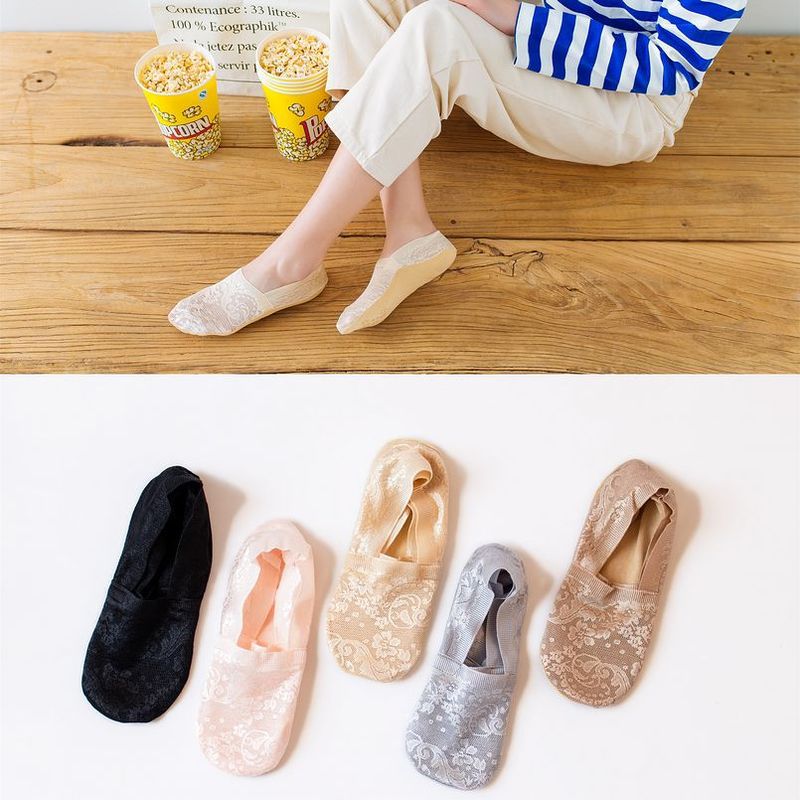 Factory goods for spring and summer deep mouth boat socks bamboo fiber socks invisible women's socks lace boat socks socks wholesale manufacturer