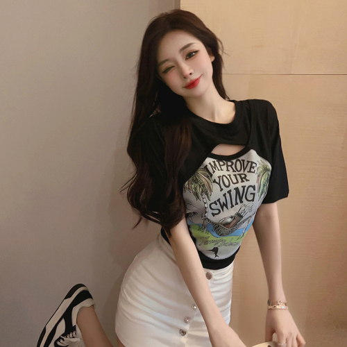 Chenling【】【Actual shot】Women's summer V-neck hollow-out regular short-sleeve T-shirt with irregular shoulder print short top