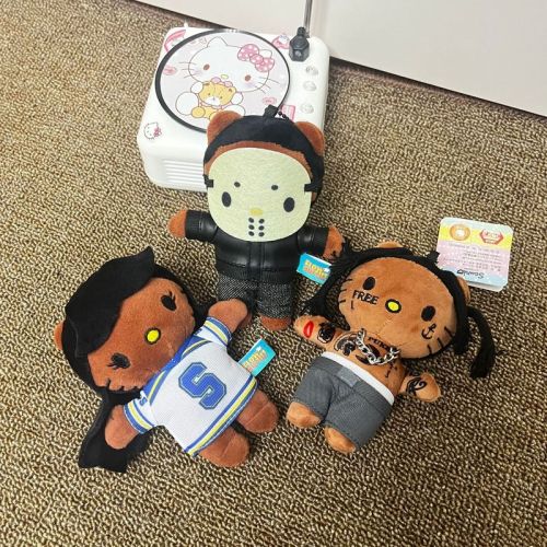 Cross-border Hello kitty singer Sailingna cat plush doll cool rapper kt pendant wholesale