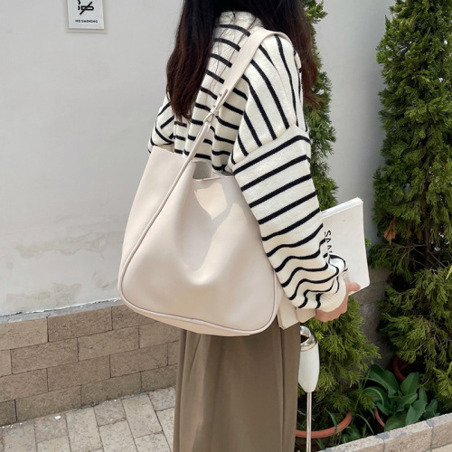 Retro large capacity bag for women 2025 new trendy ins versatile fashion tote bag niche one-shoulder underarm bag