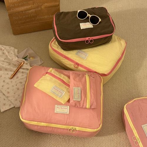 Traveling for a ride!  Travel storage bags, clothing suitcases, trunks, clothing packaging bags, mini waterproof certificate bags