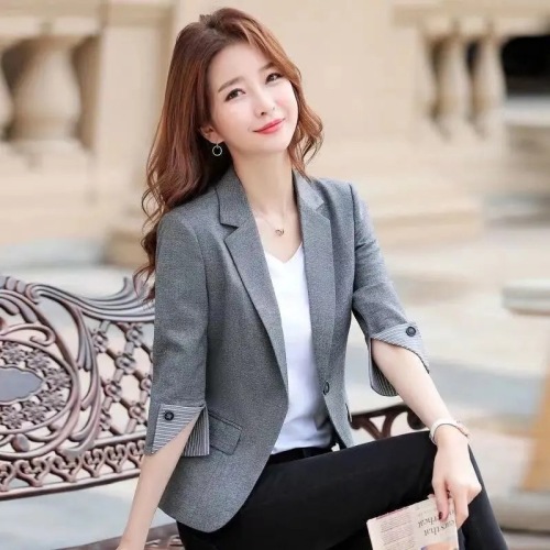 Women's new Korean-style slim-fit fashion suit with short sleeves, suitable for petite figures