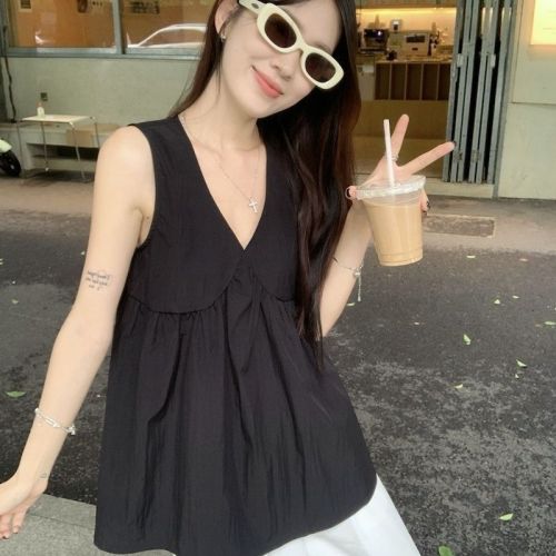 2024 Summer Guest Black Atmospheric V-Neck Sleeveless Backless Blouse Women Design Sensory Loose Unique Top Outstanding