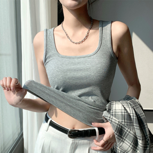 Women's New Underwear Tank Top for Spring and Summer, Large U-Neck, Fitted, Slimming, Wide Shoulder, Sleeveless Base Layer Top with Straps