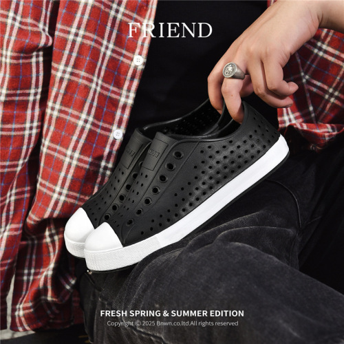New Holeshoe Unisex Couple Summer Personality Hollow Casual Sandals Beach Water Sandals Cross-border Wholesale
