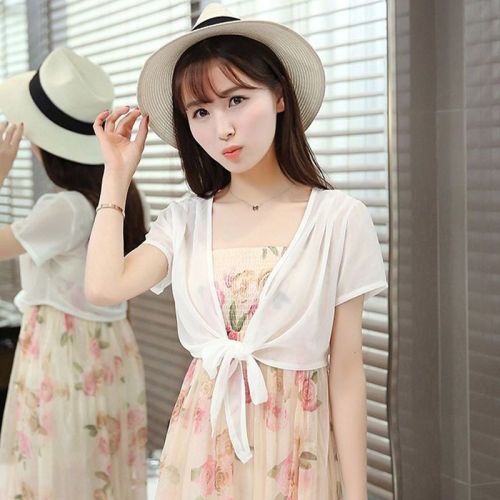 Linen draped blazer coat dress layered with thin cardigan, paired with spaghetti strap long dress, sleeveless vest, short-sleeve women's short item, versatile for spring and summer.