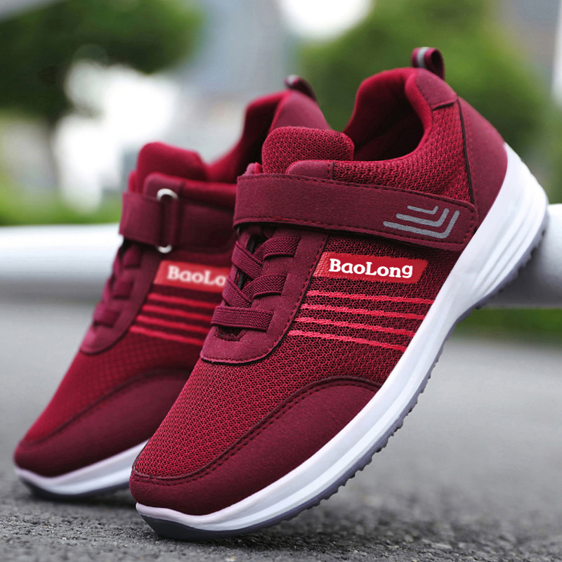 Jianbu shoes 2024 new middle-aged and elderly non-slip soft sole casual mother's shoes breathable couple sports shoes for the elderly