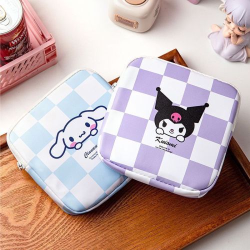 Sanrio Kuromi Cute Cartoon Waterproof AuntiePU Large Capacity Portable Sanitary Pad Storage Bag Wholesale