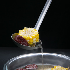 Stainless steel oil separator spoon kitchen hot pot spoon oil removal filter spoon oil soup separation spoon oil filter artifact factory for wholesale