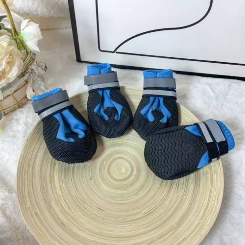 Soft-soled shoes for large and medium dogs, suitable for Golden Retrievers and Labrador Retrievers, anti-slip, wear-resistant, waterproof, and not breathable rain boots