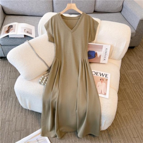 Casual and elegant V-neck short-sleeved dress for summer, large size, fat girls, pear-shaped body, waist-in, slimming, meat-covering straight skirt 