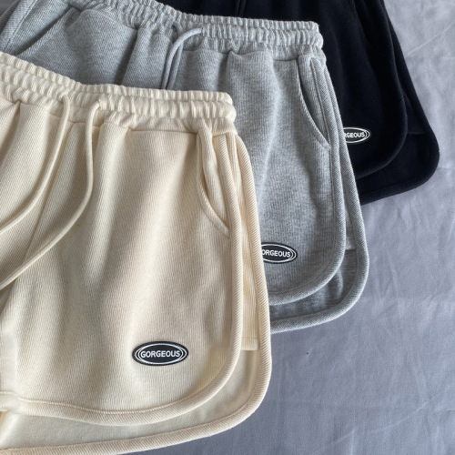 2025 Summer Loose Slimming Heat Shorts Women's Korean Version Versatile Casual Home Sports Plain Labeled Shorts Wear Trend