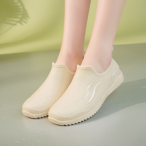 Women's Summer Slip-Resistant, Durable, Comfortable Thick-Soled Short-Tube Waterproof Rain Boots for Kitchen Work and Outdoor Wear