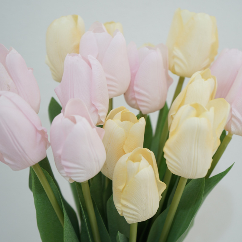 Moisturizing Tulip Simulation Flower Home Ornament Photography Props Fake Flower