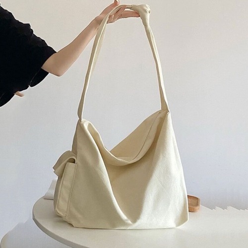 Large capacity bag for women in autumn and winter new casual and fashionable texture versatile simple single-shoulder cross-body canvas bag
