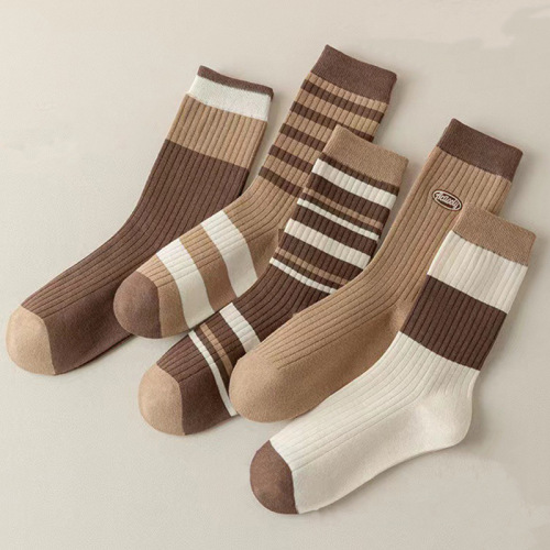 Autumn and winter socks for women, Maillard color trendy and versatile Korean style piled socks, internet celebrity high-value breathable mid-tube socks for women