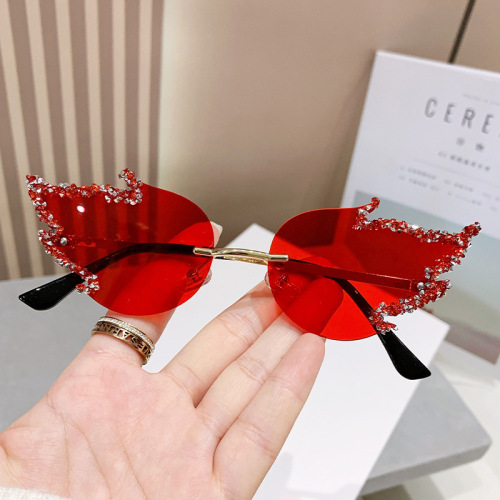 Diamond-studded Flame Sunglasses European and American Style Fashionable Halloween Party Funny Glasses