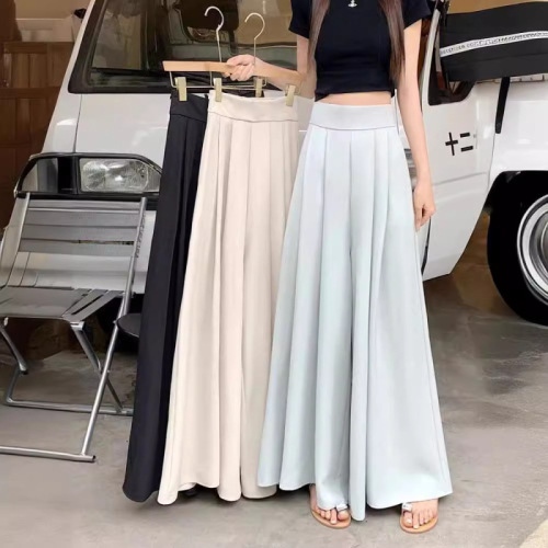 Extra-large flared wide-leg pantskirt for women, 2025 Spring/Summer collection: lightweight pleated suit pants with high waist, elegant drape, and a slimming, casual chic design.