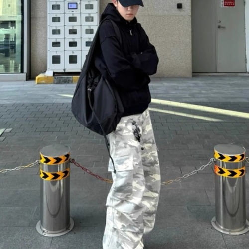 Camouflage Overalls & Denim Pants for Men and Women: Stylish American-Style High-Street Hip-Hop Wide-Leg Straight Cut