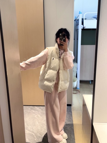 Korean-Style High-End Embroidered Cardigan Cotton Jacket Vest for Women - Autumn/Winter