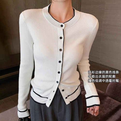 Korean Color Block Long Sleeve Knit Cardigan Women's Autumn Fitted Slimming Base Layer Top Versatile Round Neck Short Style Elegant Top
