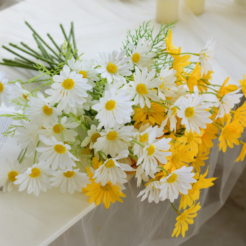 5 heads small daisy artificial chamomile Dutch chrysanthemum plastic fake flowers silk flowers home decoration ornaments wholesale from flower manufacturer