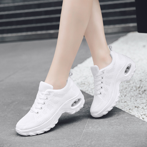 Women's Spring Flyknit Air Cushion Plus Size Mom Shoes Outdoor Fashion Simple Lightweight Breathable Sports Shoes