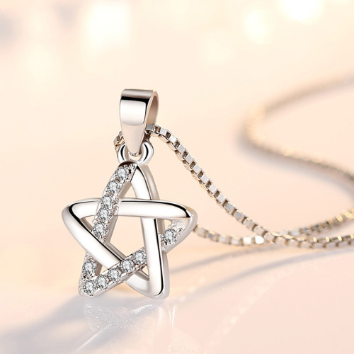 Japanese and Korean version of zircon hollow five-pointed star personalized temperament necklace pendant women's silver-plated necklace jewelry wholesale