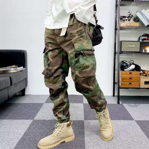 Camouflage pants for men, American retro casual cool stylish multi-pocket outdoor work pants for men, loose and wear-resistant harem ankle pants