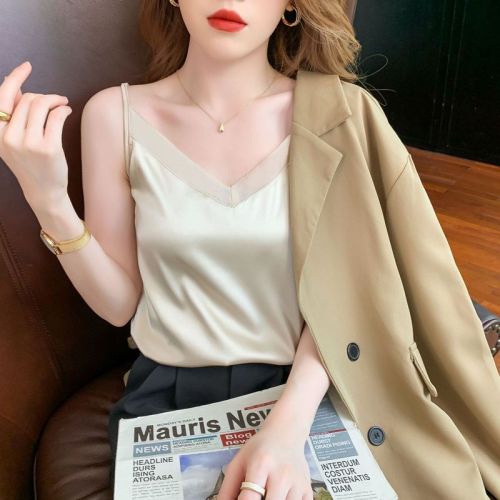 Ladies' silk satin strapless summer outerwear sexy sleeveless top, simple professional suit, inner base shirt, trendy