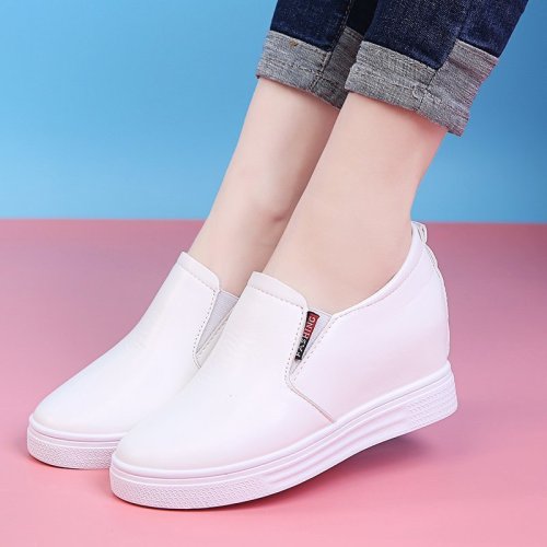 Women's Heeled Shoes 2024 Autumn Model Platform Thick Sole White Loafers One-Piece Versatile Casual Loafers for Students