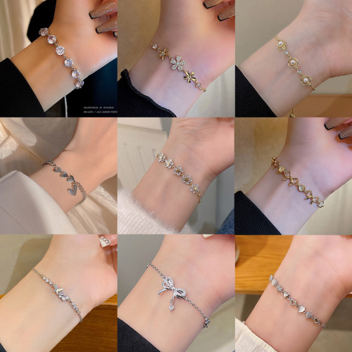 Ins style new super fairy love titanium steel bracelet women's niche versatile light luxury high-end couple style hand jewelry wholesale