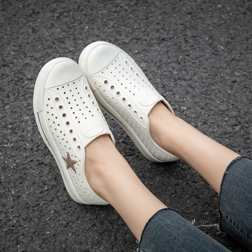 Croc Shoes Men's Summer Soft Sole Hollow Wading Shoes Baotou Couples Beach Shoes Lightweight Men's and Women's Casual Crocs