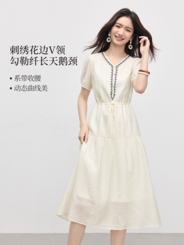 Xiworl Vacation Breeze Tulle Dress Summer Women Retro Embroidery V-Neck Bubble Sleeve Cinched Waist Skirt