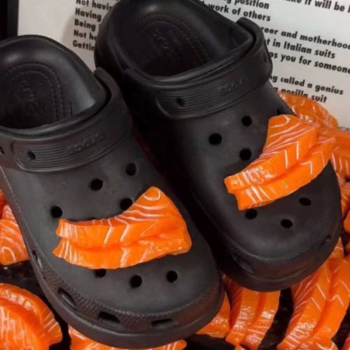 New matching Cros hole shoes, imitation food and play shoes, fried chicken legs, chips, shoe buckles, diy garden shoes, accessories buckles