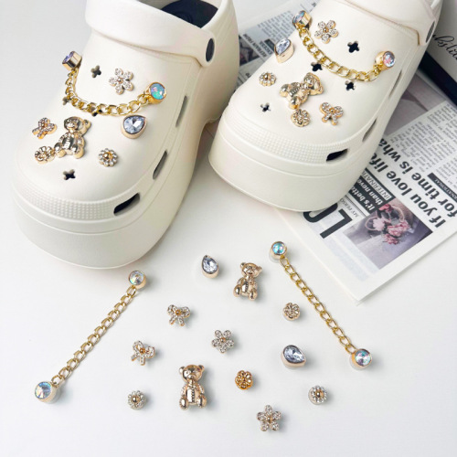 Crocs accessories, high-end shoe flowers, detachable pearl shoe buckles, garden shoes, beach bags, decorative buckle accessories, wholesale
