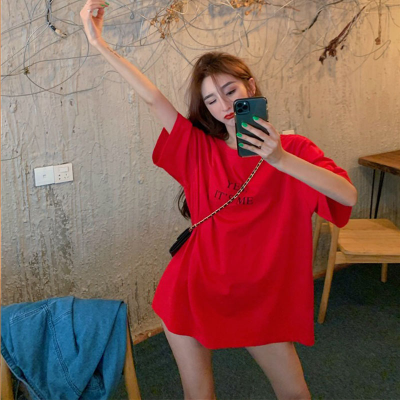 Red T-shirt, short sleeve, new style, loose style, Korean lettered print, mid length top, fashionable summer