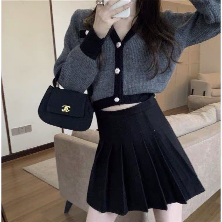 Small fragrance fashion knitted top women's early autumn high waist small man foreign style aging short cardigan sweater coat fashion