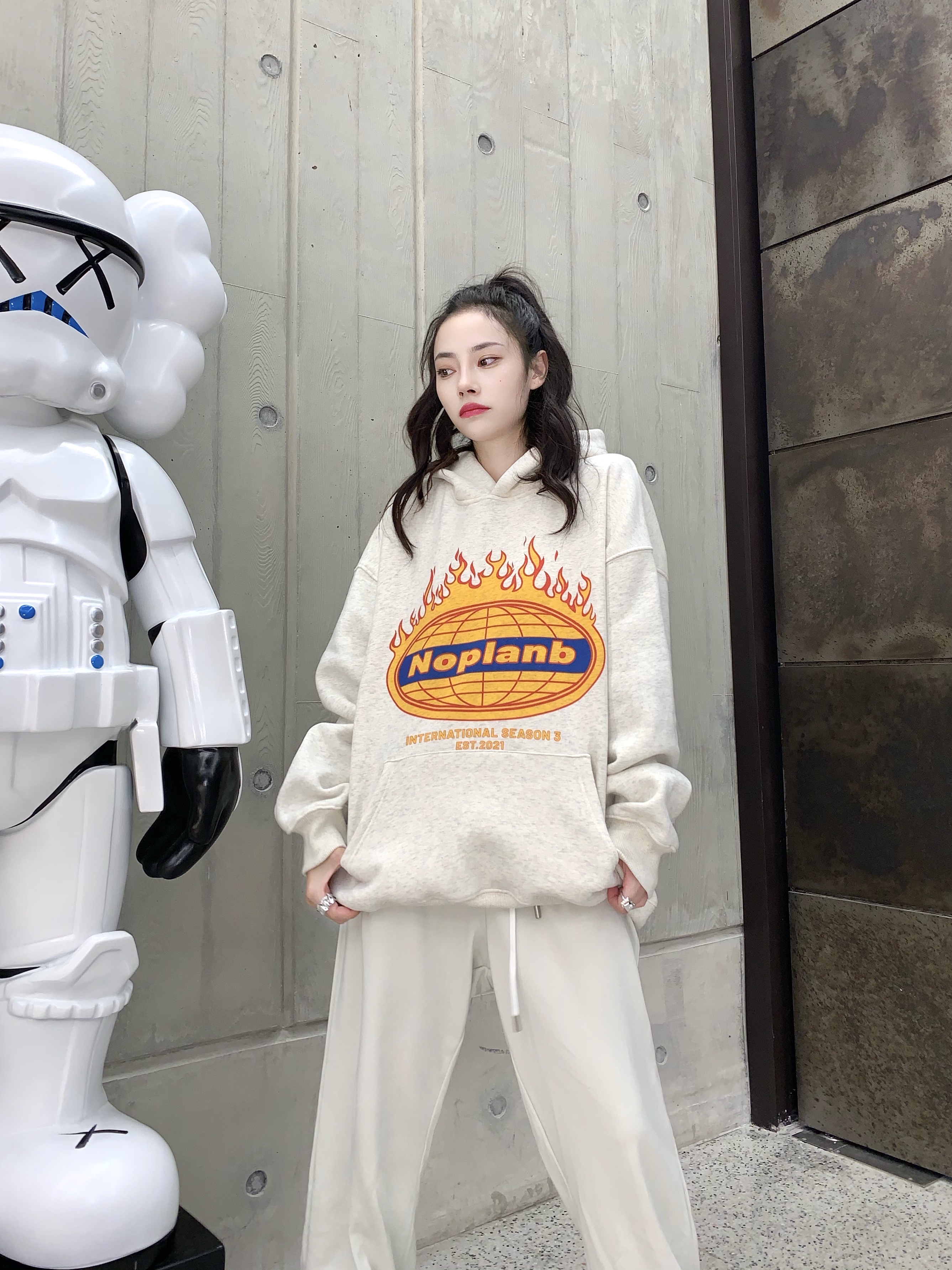 Oversize American retro sweater women's autumn and winter Plush thickened Korean loose BF lazy coat