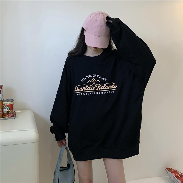 Autumn Korean 2021 new student loose Pullover lazy wind print medium long large long sleeved women's sweater