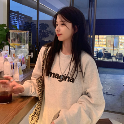 American oversize round neck Pullover women's Korean loose thin top student campus coat